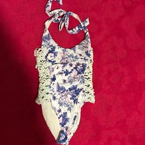 Frankie’s floral one piece size small